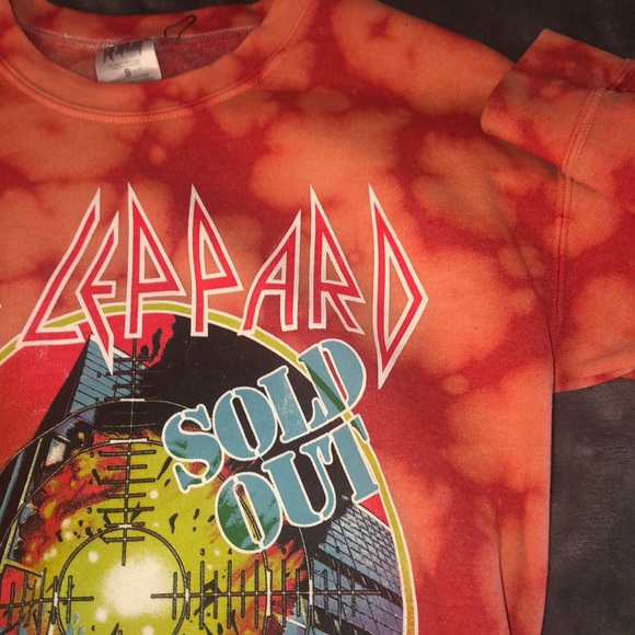 Sweatshirt - Picture 2 of 2